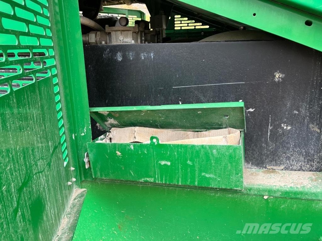 McCloskey R230 Screeners