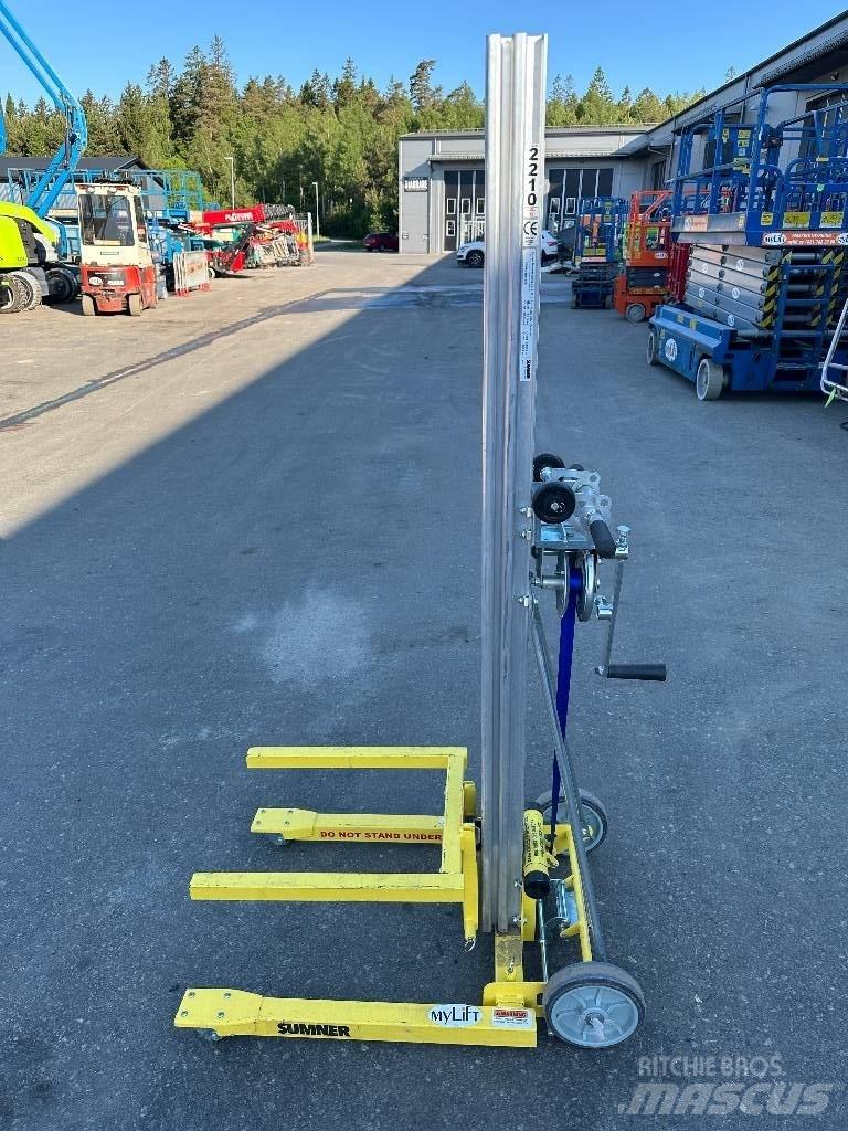Sumner 2210 Vertical mast lifts