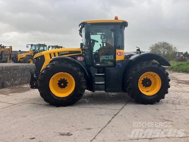 JCB (21007788) FT 4220 Tractors