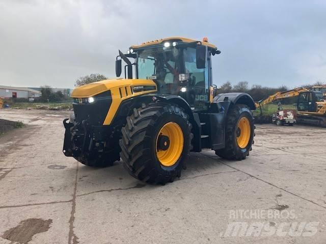 JCB (21007788) FT 4220 Tractors