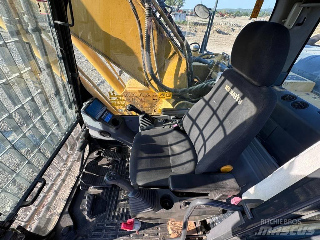 Komatsu PC 210 LC-8 Crawler excavators