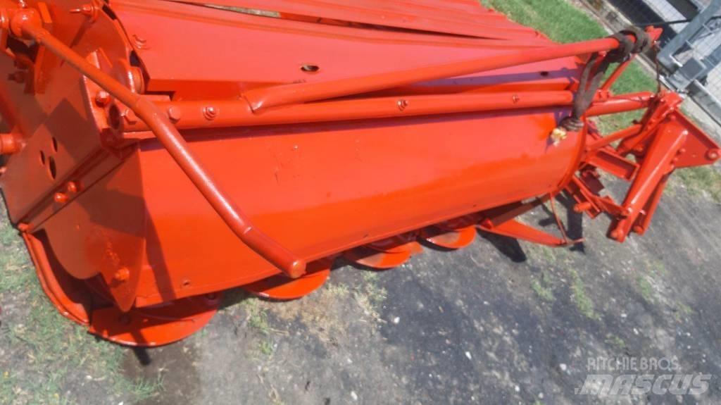 Kuhns Mfg 200 Mowers