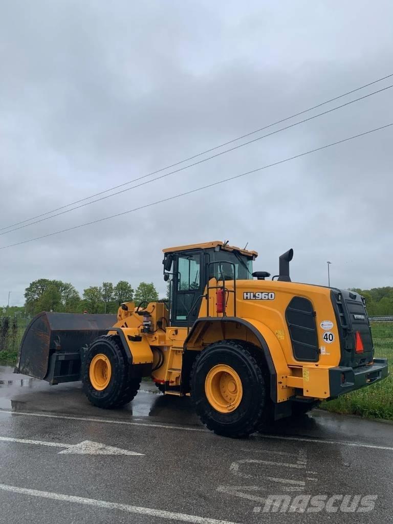 Hyundai HL 960 Wheel loaders