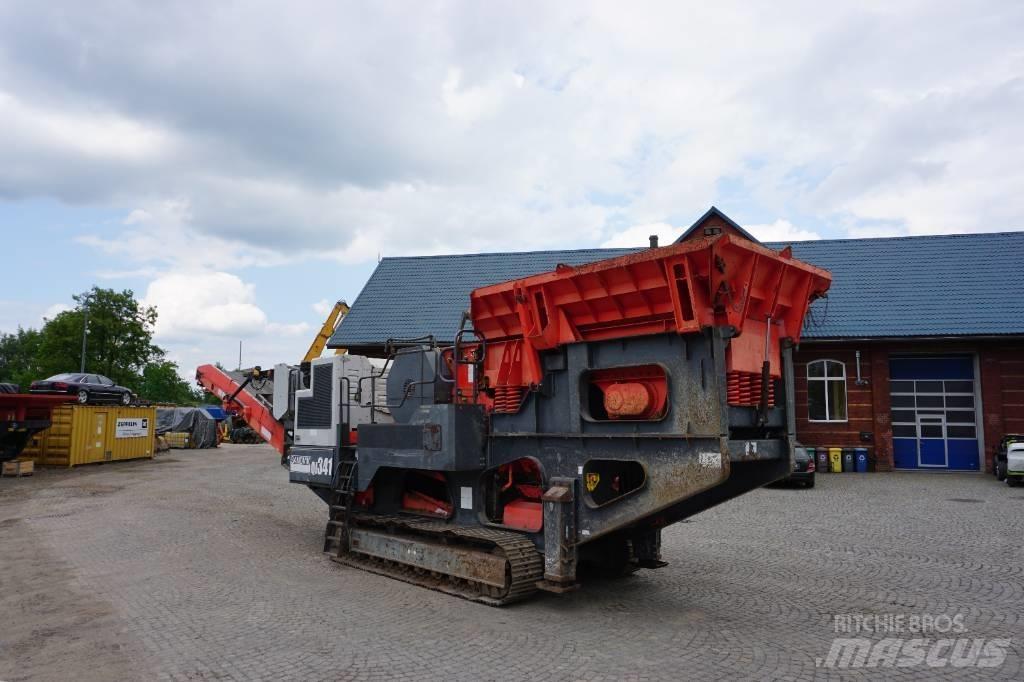 Sandvik QJ 341 Mobile crushers