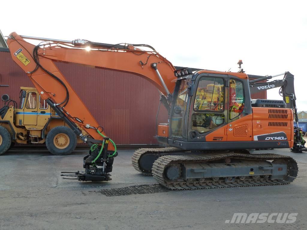 Doosan DX140LC-5 Crawler excavators