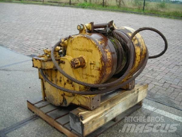 Komatsu D65E WINCH Other components