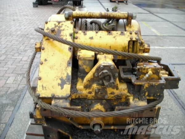 Komatsu D65E WINCH Other components