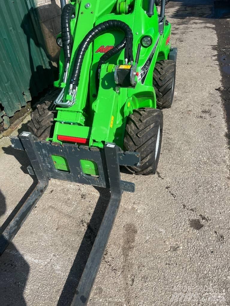 Avant 523 Mini loaders