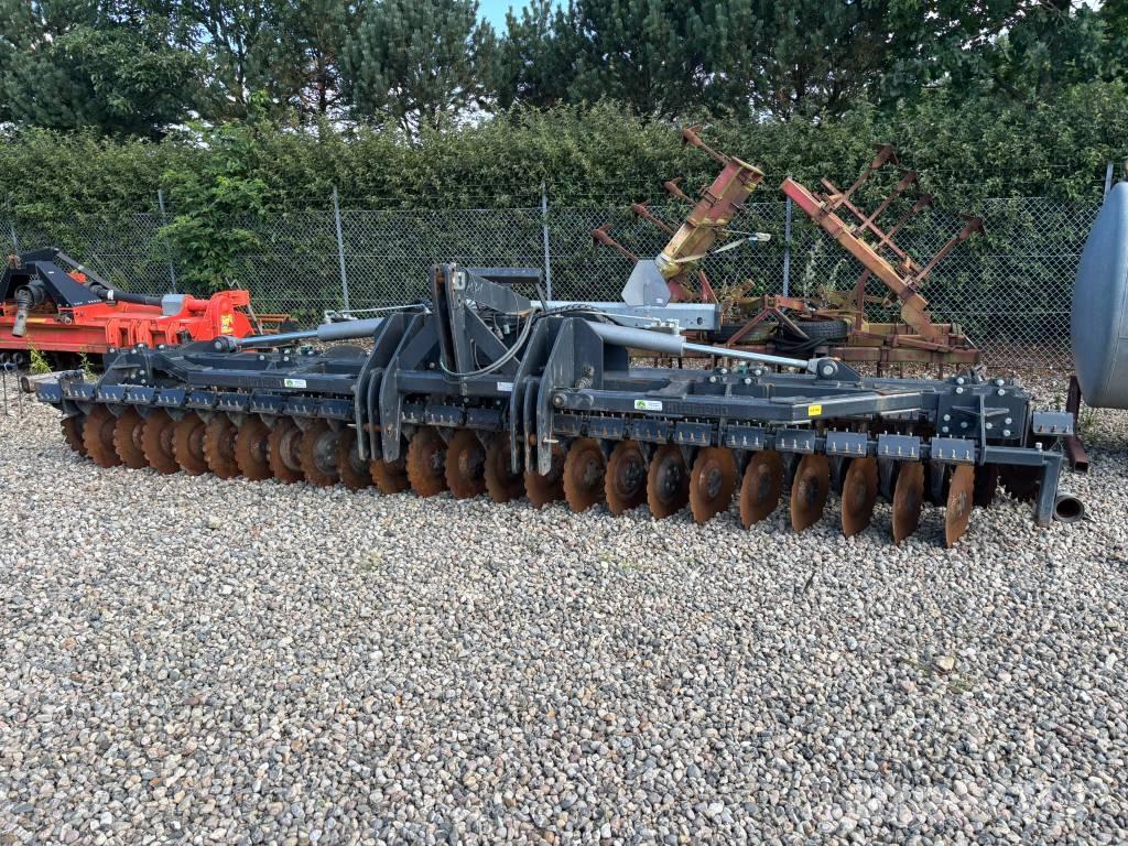 Inter-Tech  6 meter Disc harrows