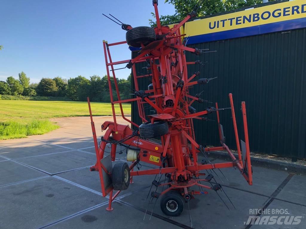 Kuhn GF 8501 M H O Rakes and tedders