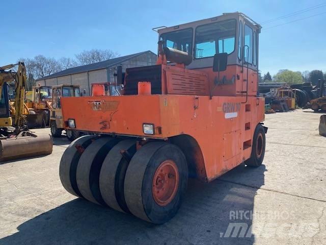 Hamm GRW 10 Pneumatic tired rollers