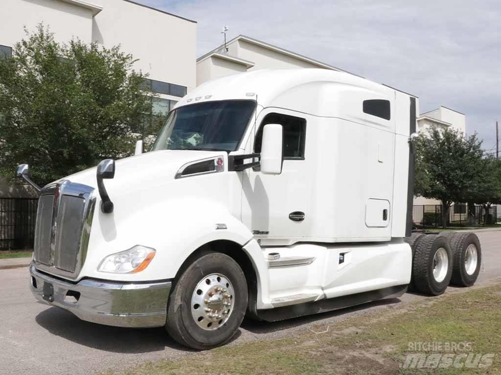 Kenworth T 680 Tractor Units