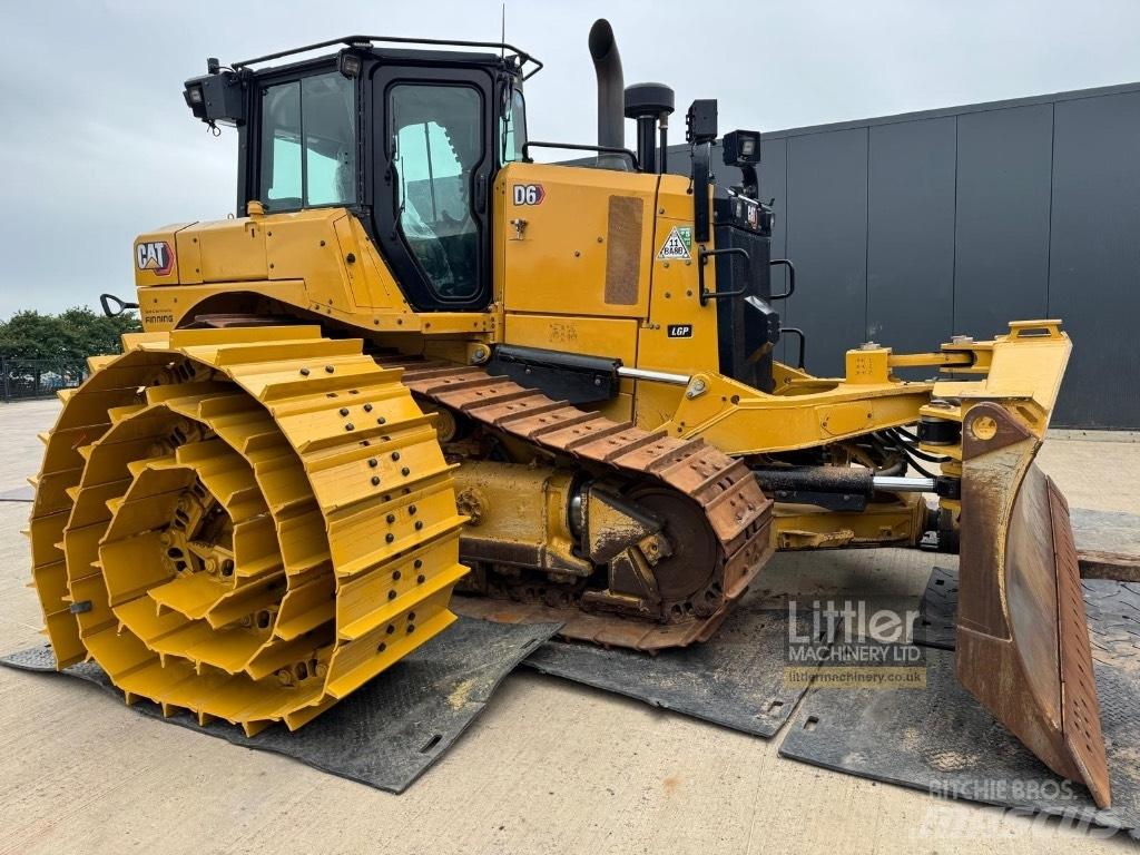 CAT D6 LGP Crawler dozers