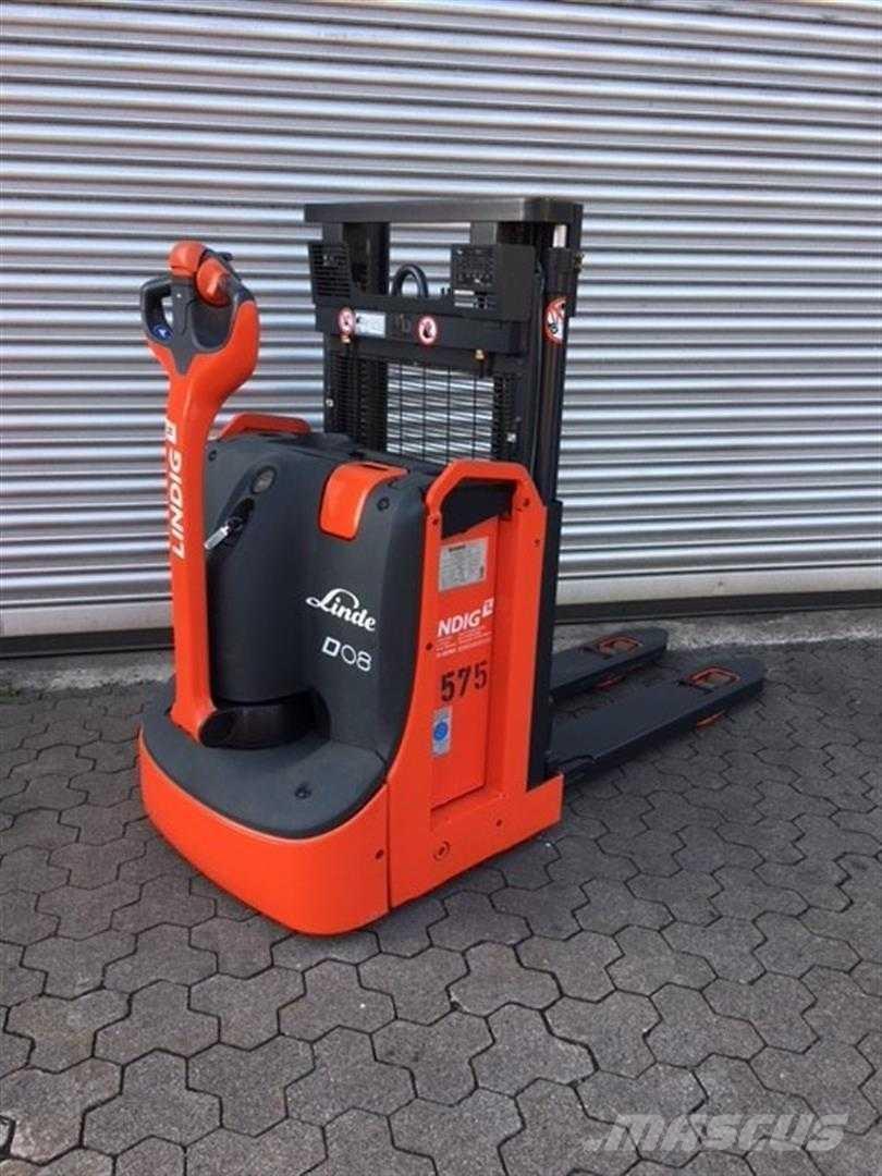 Linde D08 High lift order picker