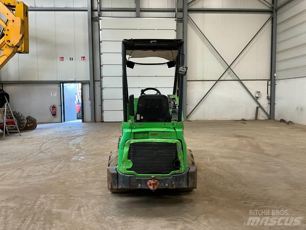 Avant R 28 T S Mini loaders