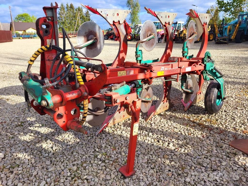 Kverneland ES80 Reversible ploughs