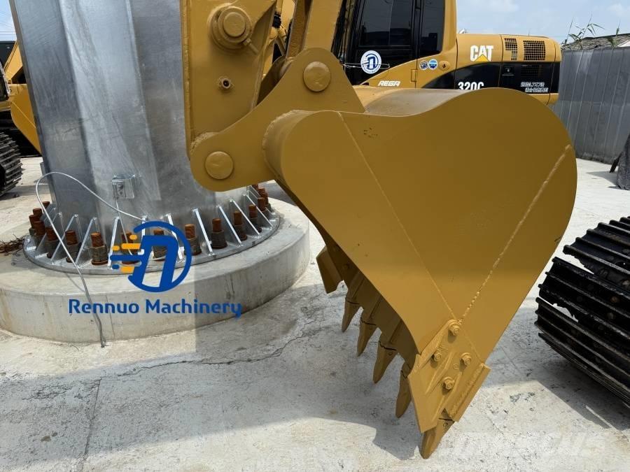 CAT 320B Crawler excavators