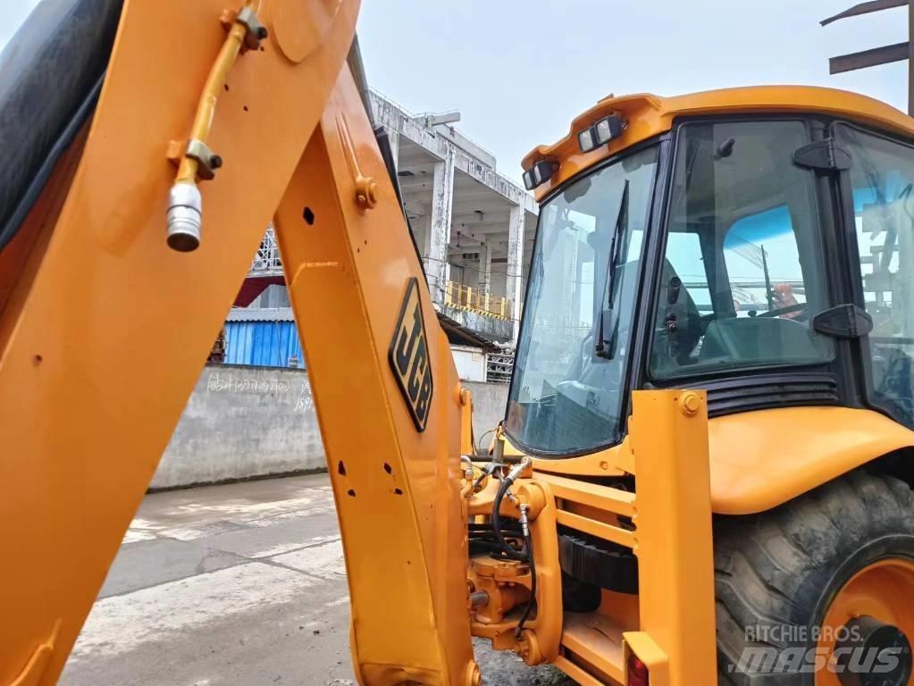 JCB 3 CX Wheeled excavators