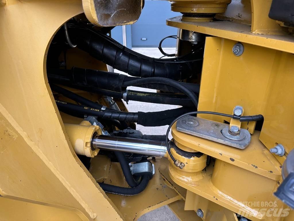 CAT 938 H Wheel loaders