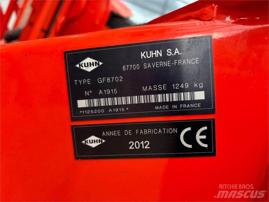 Kuhn GF 8702 Rakes and tedders