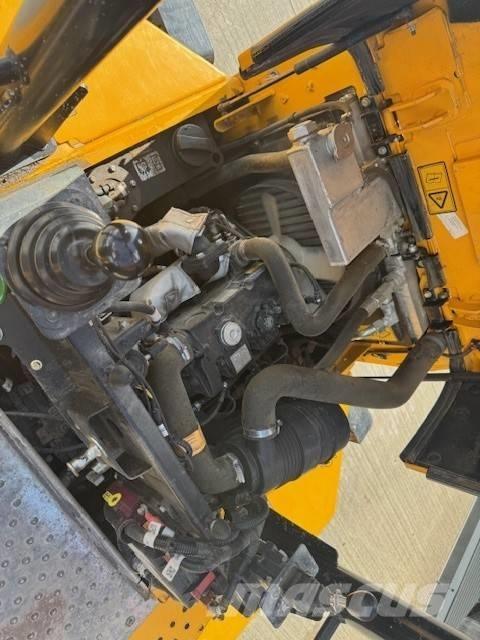JCB 3STH 2S5 Site dumpers
