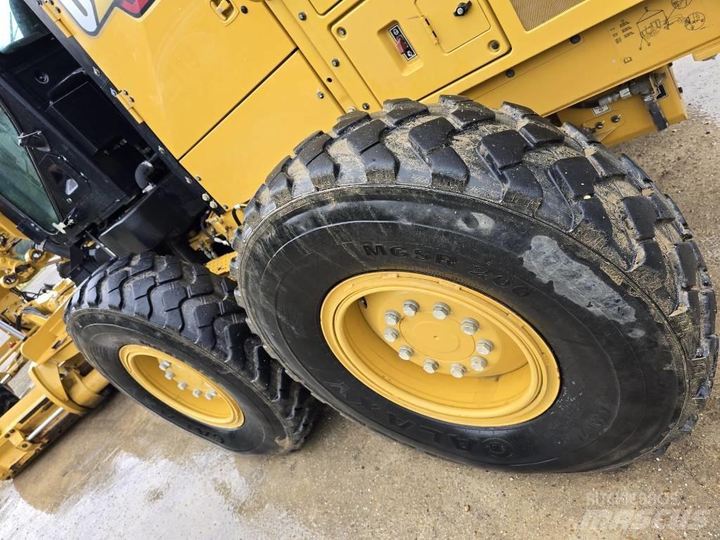 CAT 150 Graders