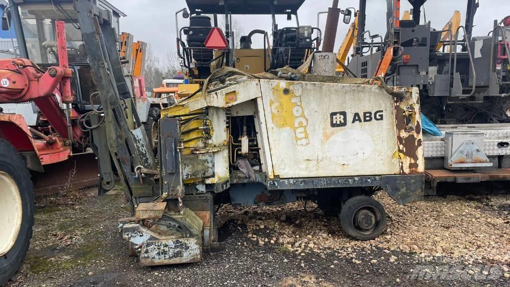 ABG Procut 500 Asphalt splitting machines