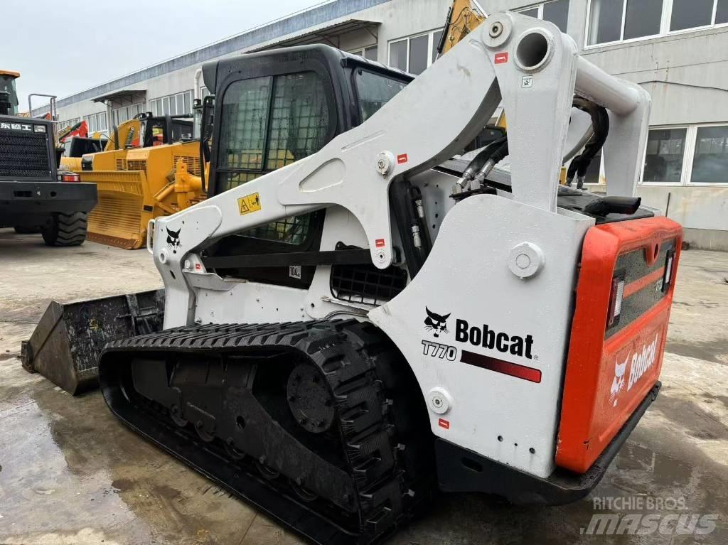 Bobcat T770 Crawler loaders
