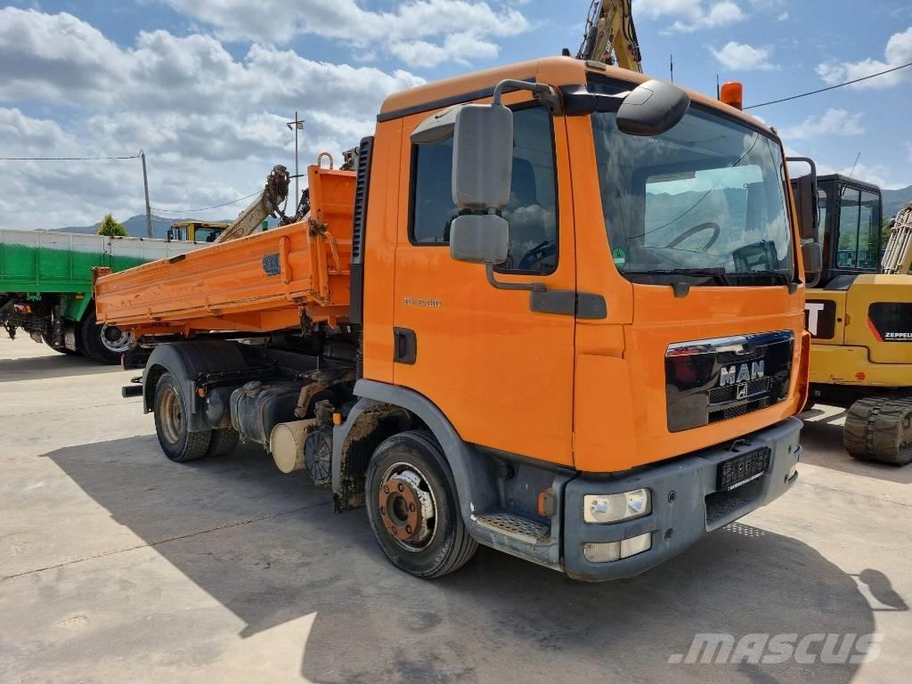MAN 8.180 Tipper trucks