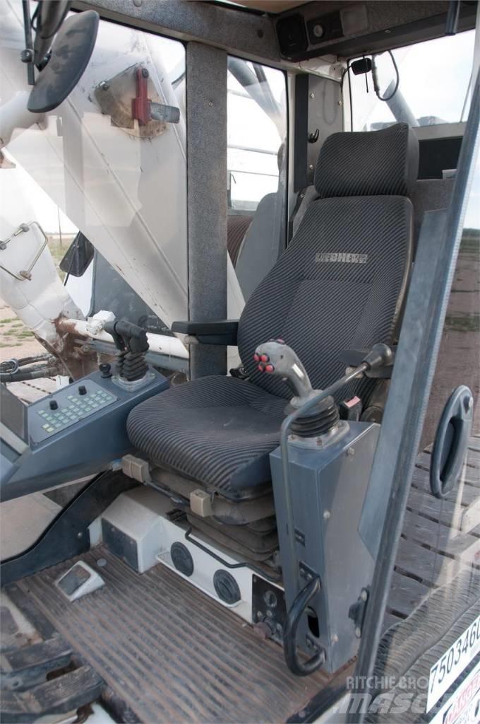 Liebherr LR 1200 Tracked cranes