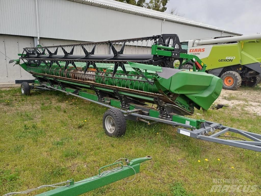 John Deere S790i Combine harvesters