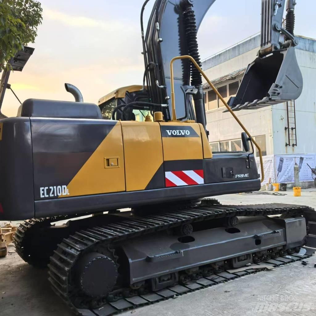 Volvo EC 210 D Midi excavators  7t - 12t
