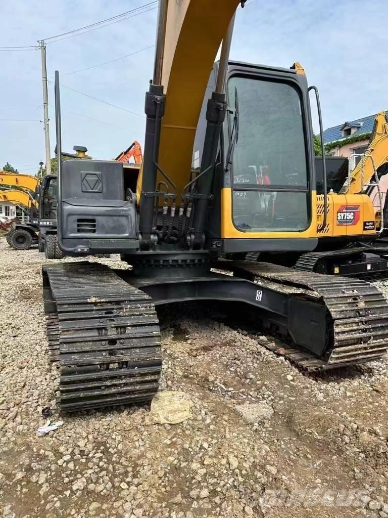 XCMG XE 150 D Midi excavators  7t - 12t