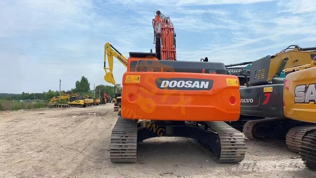 Doosan DX 225 LC Crawler excavators