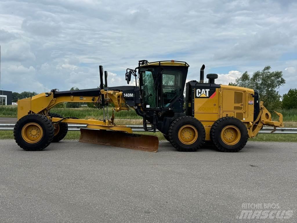 CAT 140M2 Graders