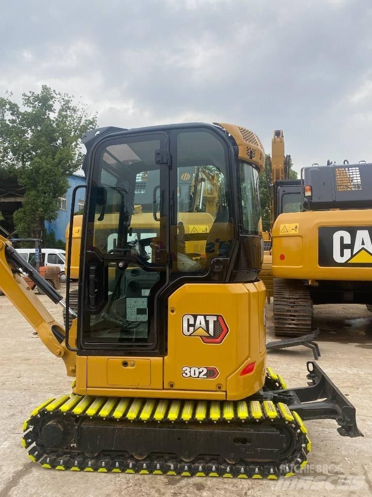 CAT 302 Mini excavators < 7t (Mini diggers)