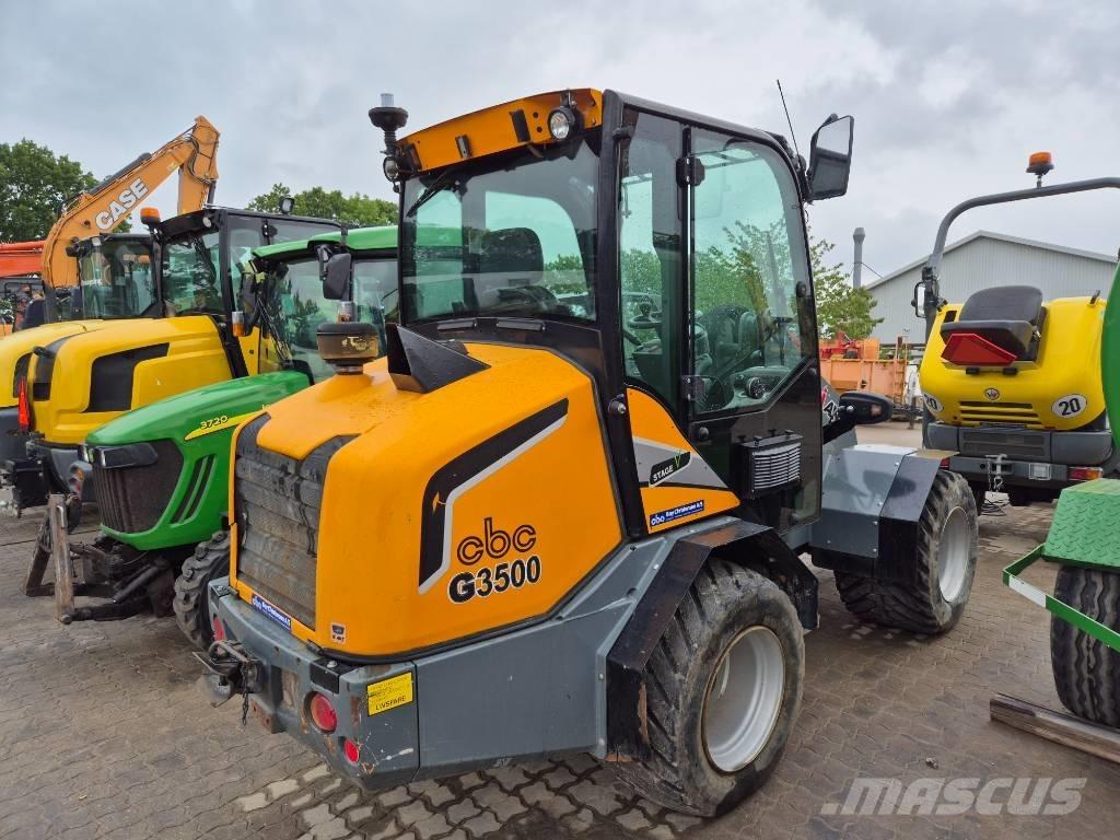 GiANT G3500 Mini loaders
