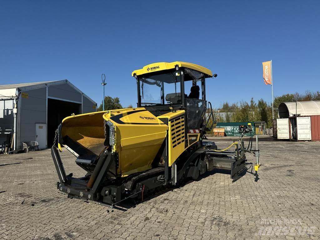 Bomag BF 300 C-2 Asphalt pavers