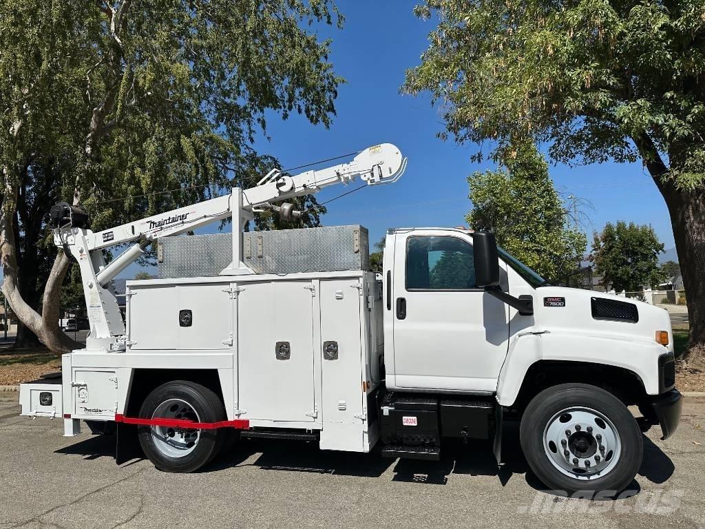 GMC Topkick C 7500 Crane trucks