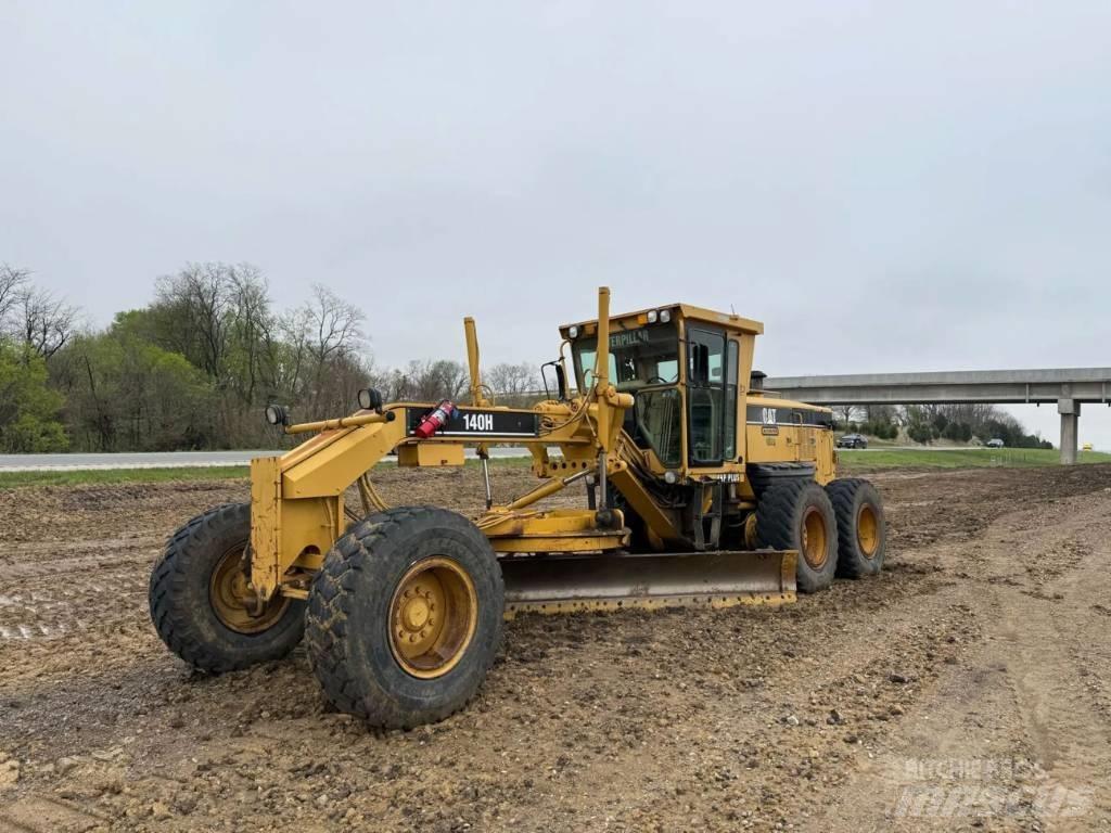 CAT 140H Graders