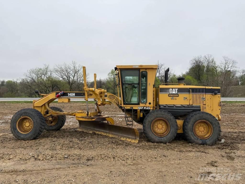 CAT 140H Graders
