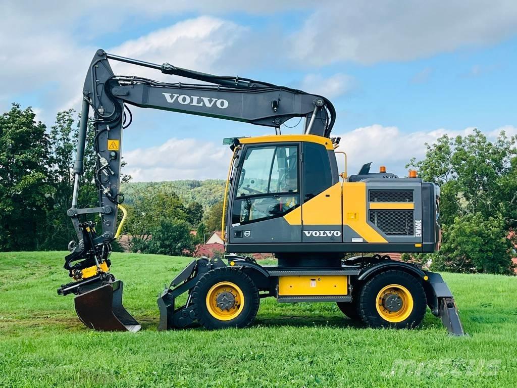 Volvo EW 160 E Wheeled excavators