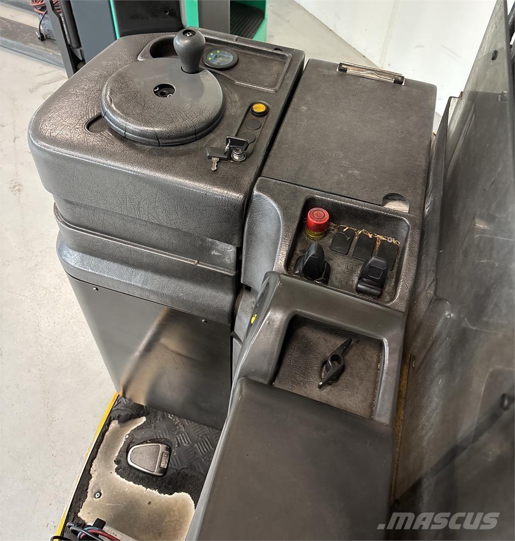 Atlet A160 Self propelled stackers