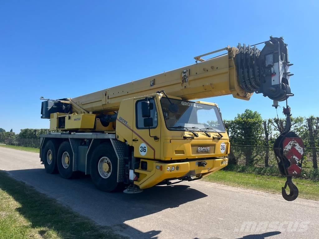 Grove GMK 3060 All terrain cranes