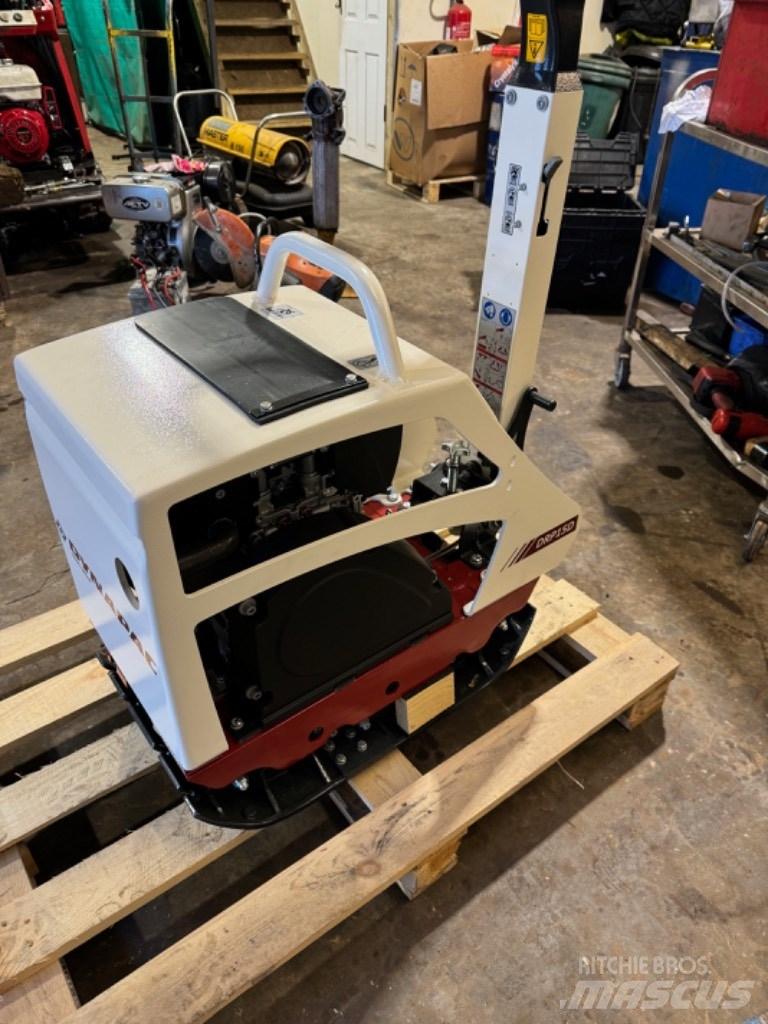 Dynapac DRP15D Plate compactors