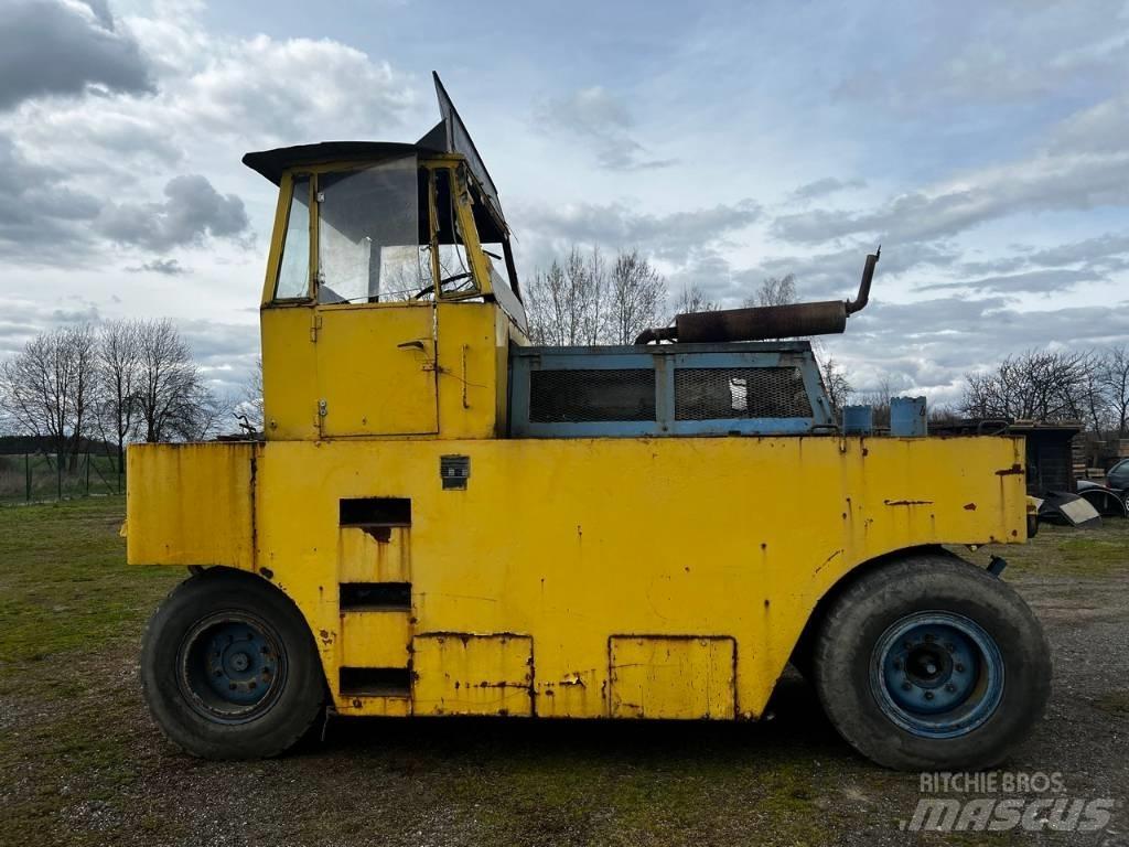 Hamm GRW 10 Pneumatic tired rollers