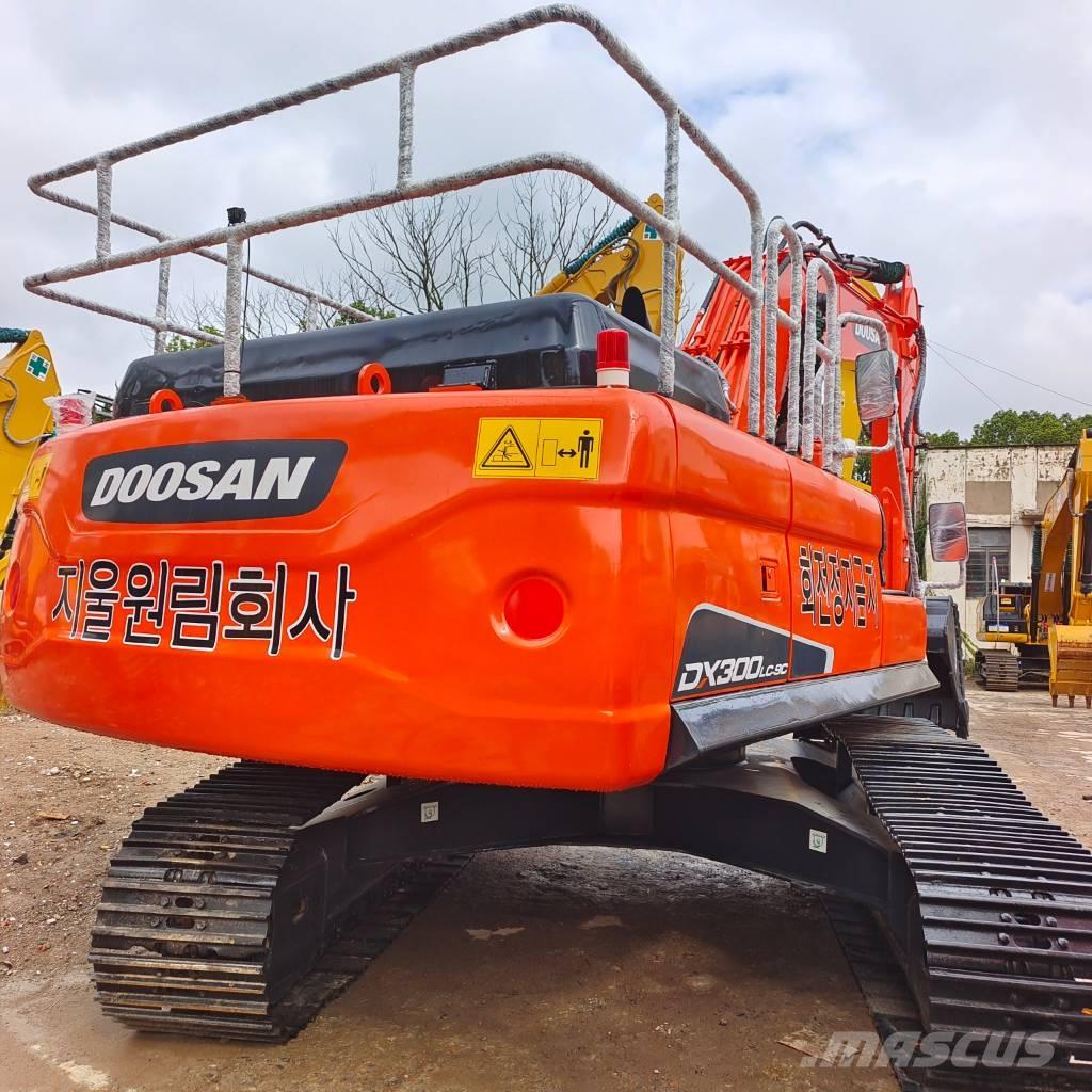 Doosan DX 300LC-9C Crawler excavators