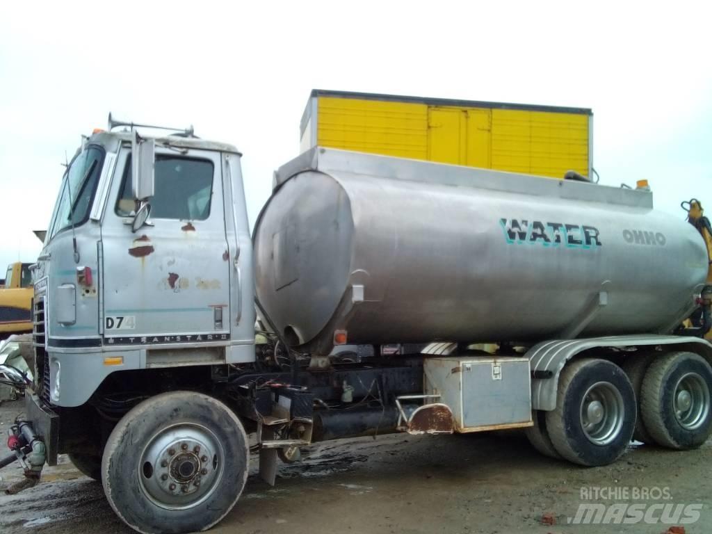 International 8V71D Vehicle transport trailers