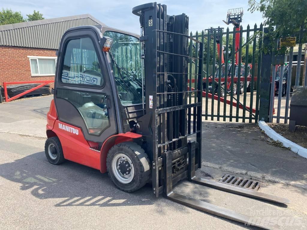 Manitou Mi25D Diesel trucks