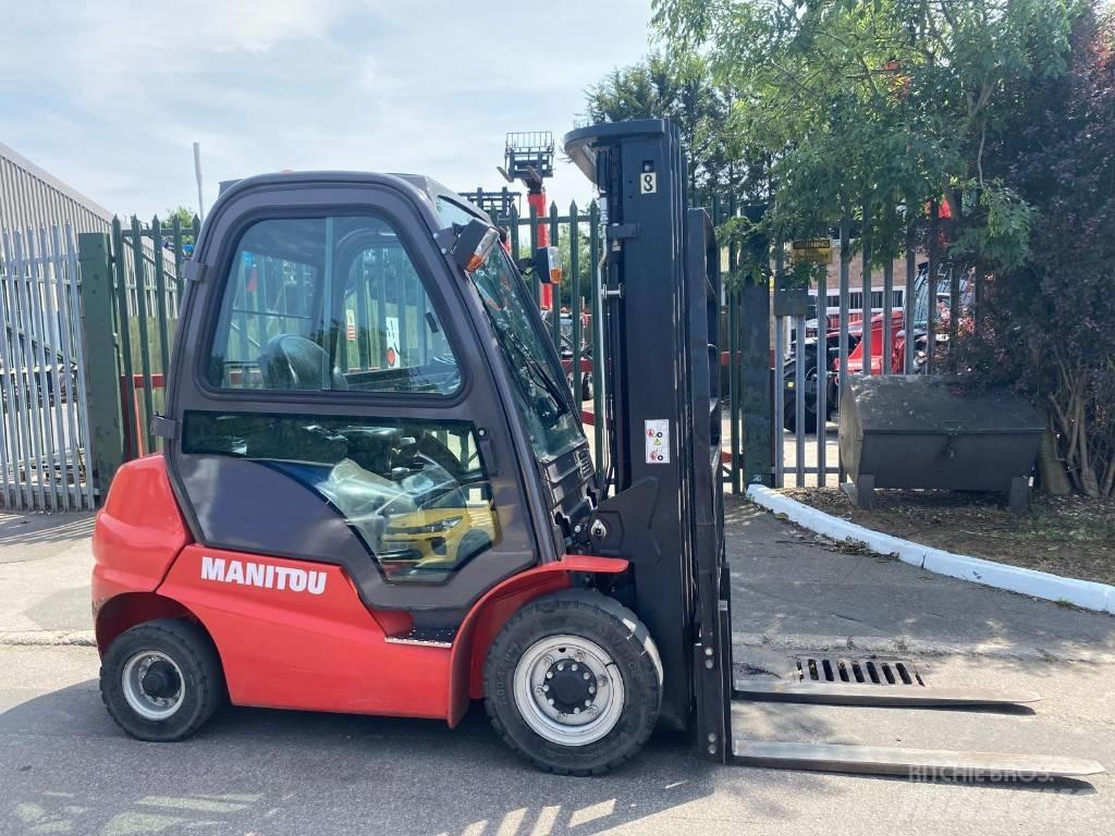 Manitou Mi25D Diesel trucks